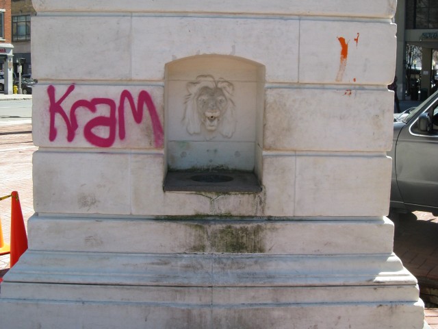 2.1.15 Graffiti spraypaint on sugared marble.