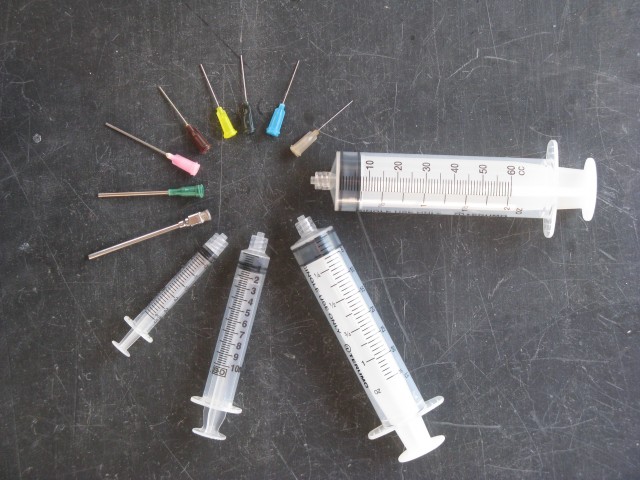 2.3.1 Selection of appropriate needles, syringes, and grouting materials are  specified for injections of cracks and voids.