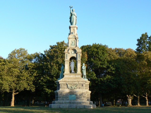 2.6.13 Soldiers Monument Bridgeport