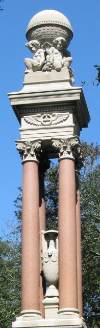 3.2.13 Gordon Monument, Van Brunt & Howe, 1883, Savannah, GA. Polished granite columns and Indiana limestone ornamentation after treatment.