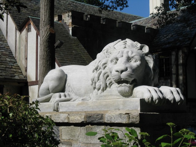 3.2.18 Bendel Lion - Alert,  1875, Stamford Museum and Nature Center, CT. Italian marble sculpture after treatment.