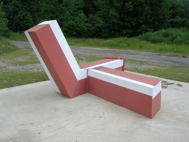 6.3.9 Untitled, Bentan, ca.1980, University of Connecticut, Storrs.  Condition assessment & treatment guidelines, sculpture in storage.