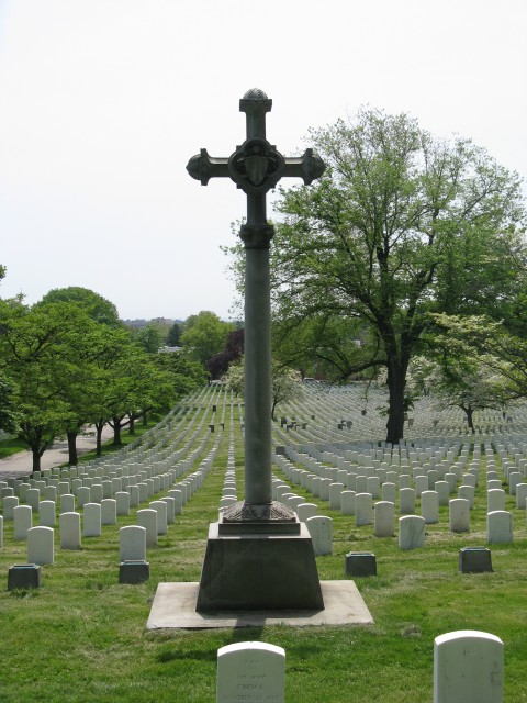 1.6.9 French Cross,  Unknown, 1920, Cypress Hills National Cemetery, NY. Back overview during assessment.