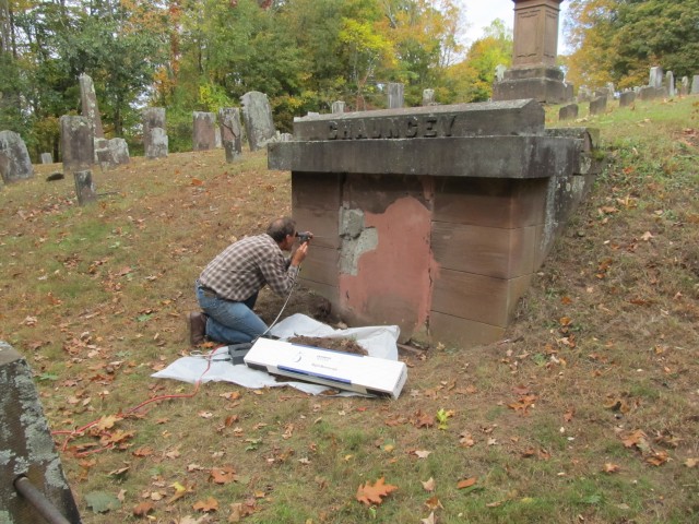 9.8.2 Chauncey Family Tomb. Borescopic investigation before treatment.