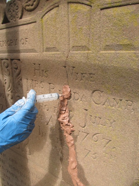 9.8.6  Nathan & Rhoda Camp, 1767. Grouting crack and blind delaminations.
